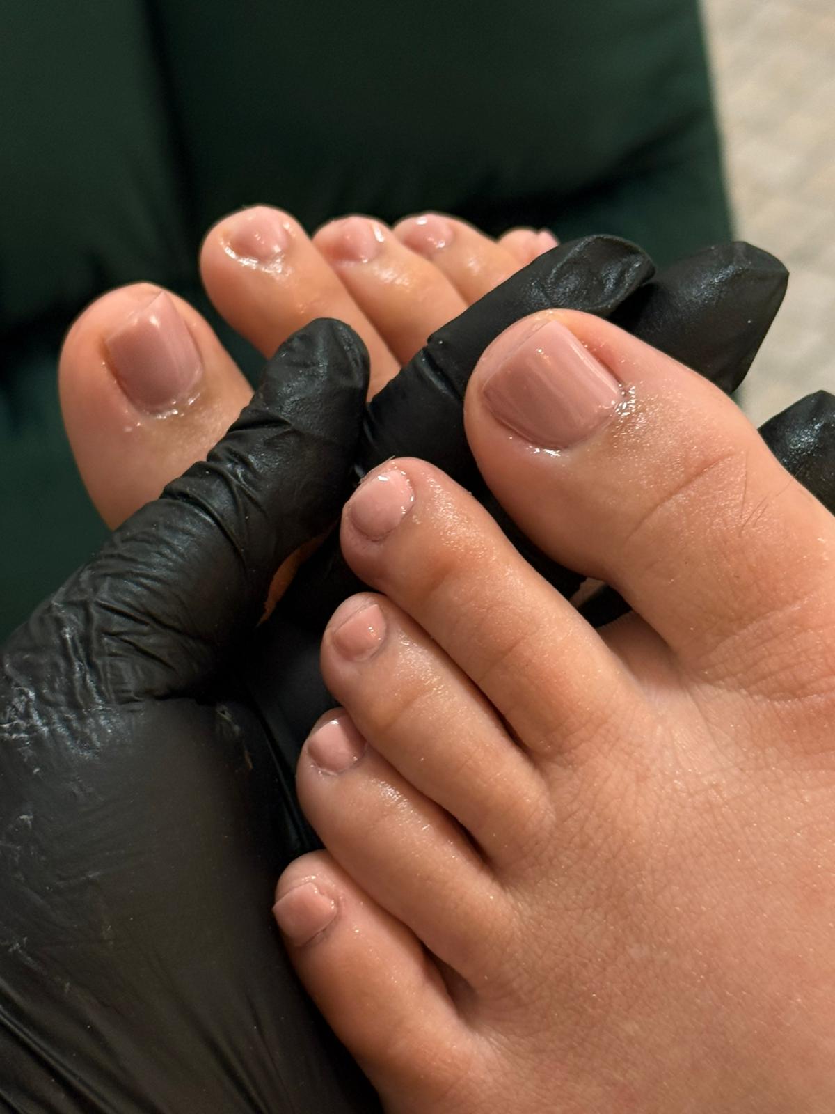 Pedicure nude acetinado